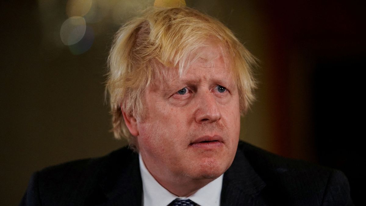 Britské sankce: Oligarchové už nebudou mít v Londýně úkryt. Aeroflot má zákaz